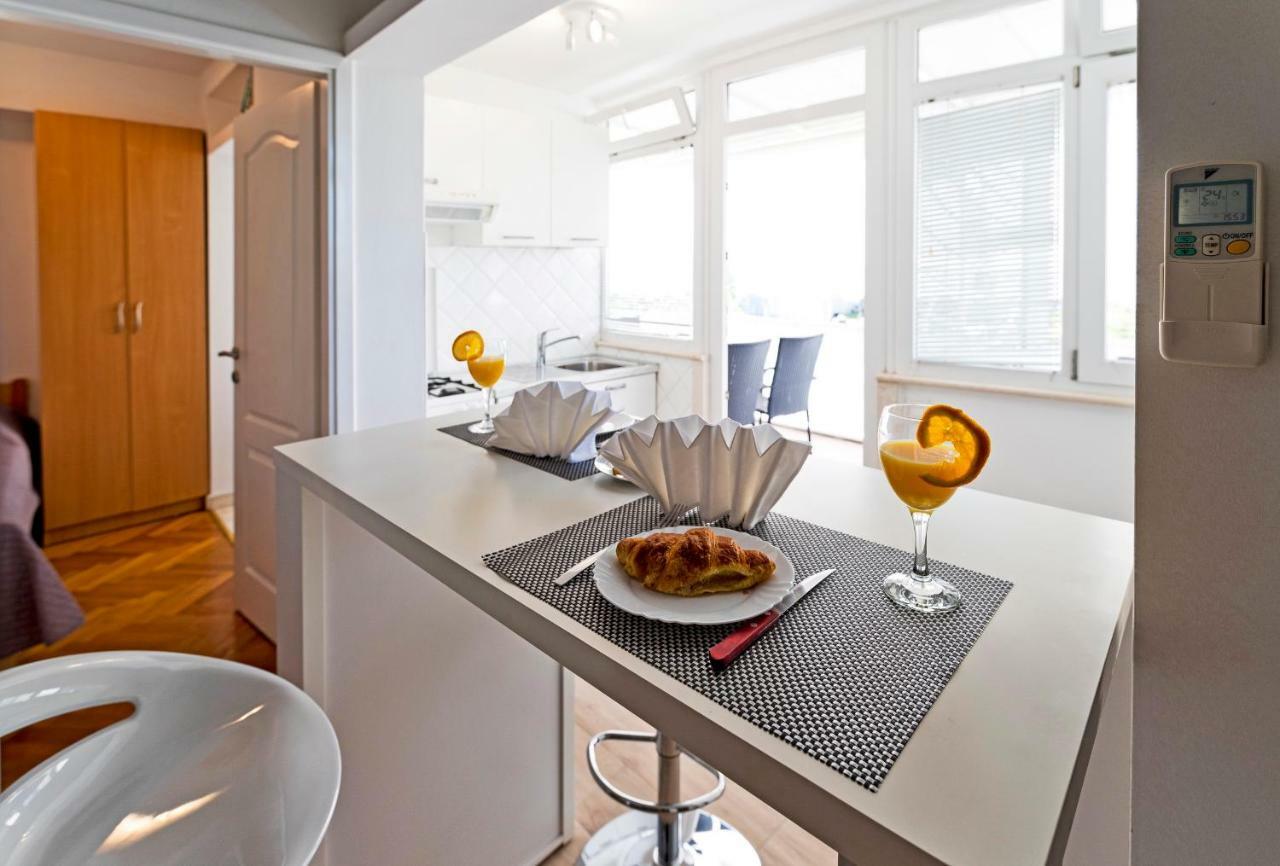 Apartment Marina Примоштен Экстерьер фото