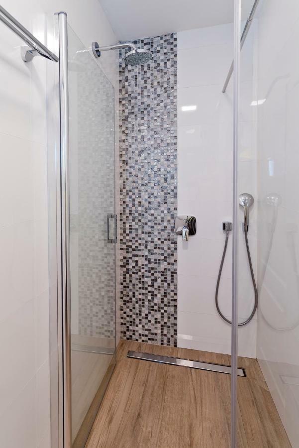 Apartment Marina Примоштен Экстерьер фото