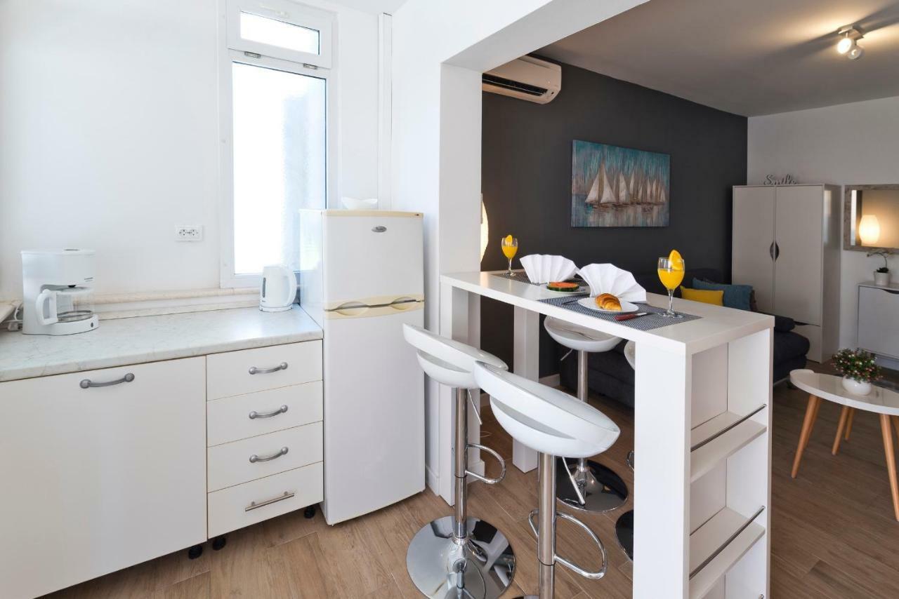 Apartment Marina Примоштен Экстерьер фото